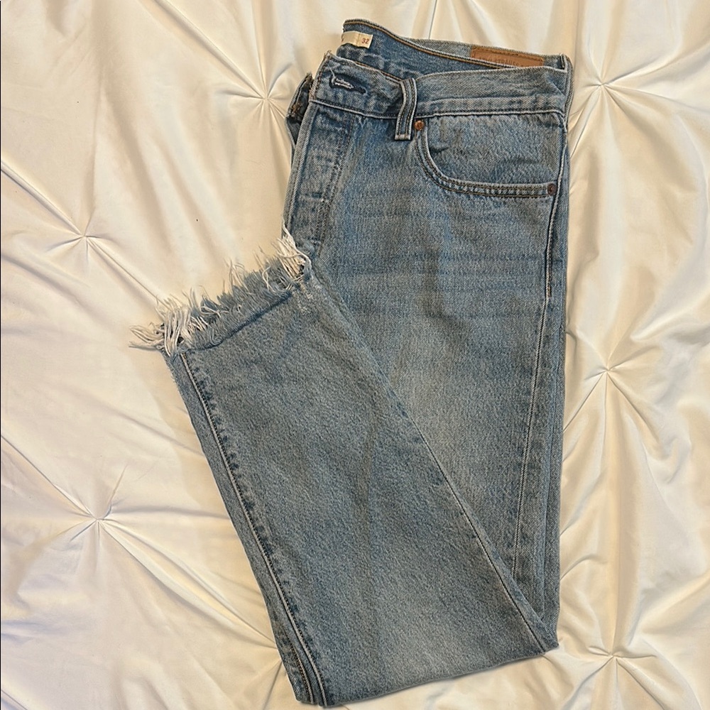 Levi’s Wedgie Jeans with Frayed Hem
